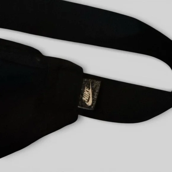 Nike Heritage Crossbody Waistpack Unisex Bag Black Size 3 L - Picture 8 of 9